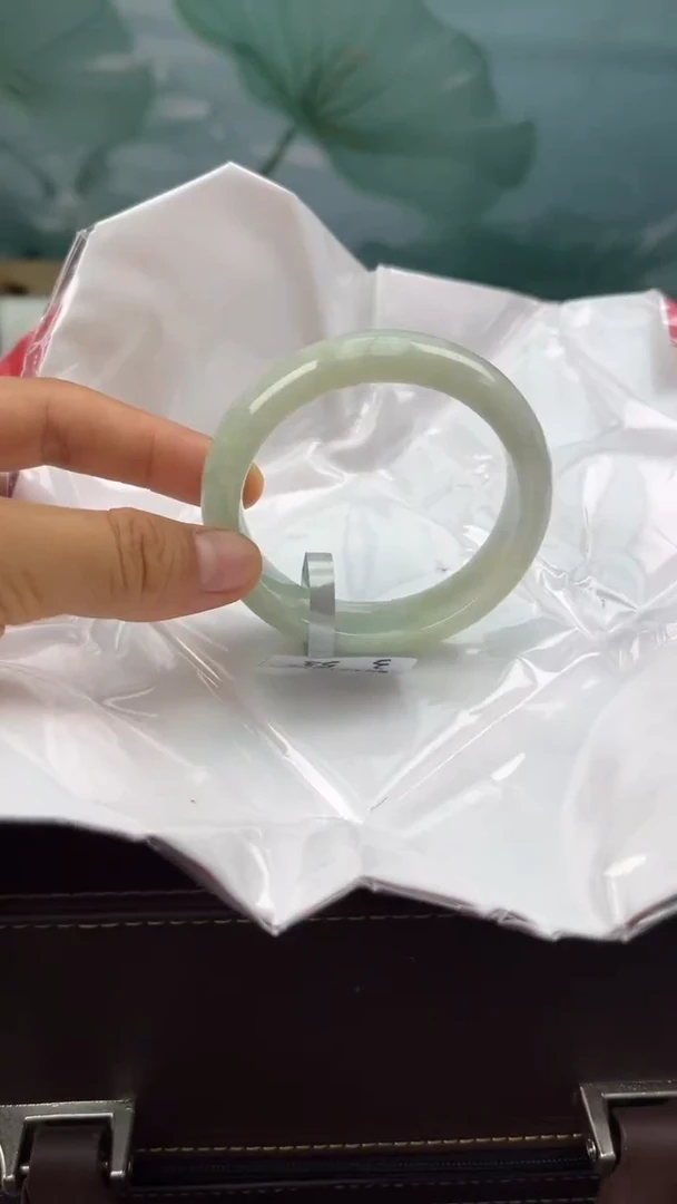 【闪购商品】翡翠手镯未镶嵌翡翠手镯3