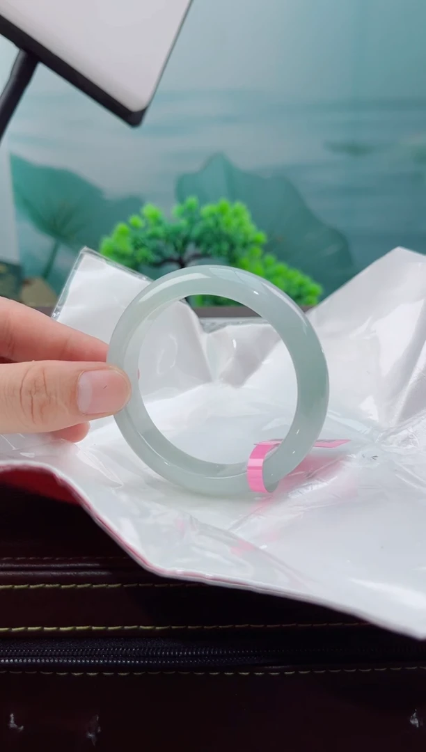 【闪购商品】翡翠手镯未镶嵌翡翠手镯21