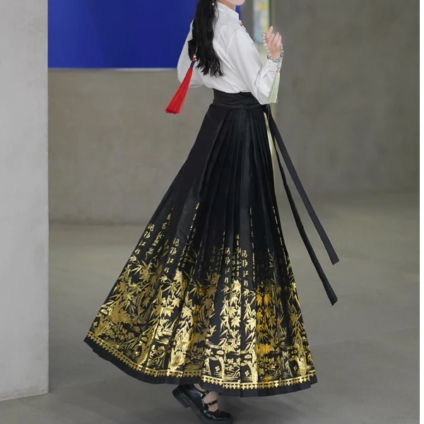 早春穿搭-江山忆原创【琵琶行】竹影马面裙缎面织金幻彩汉服女日常