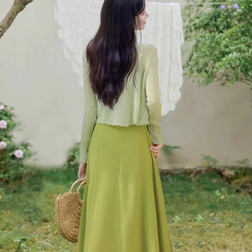 女装连衣裙法式时尚显瘦气质温柔百搭夏季绿色复古显瘦百搭设计感