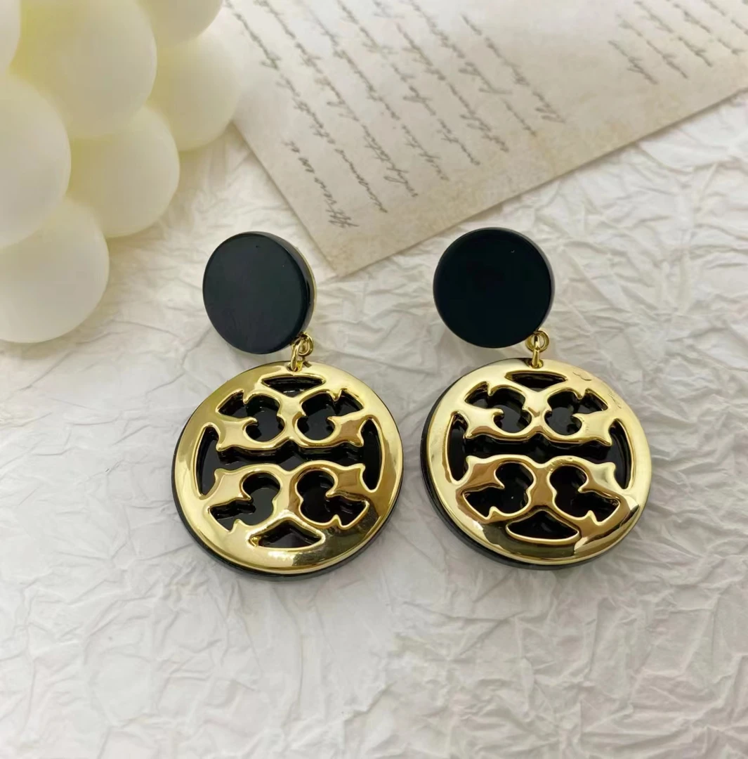 铜合金耳饰 a293港风复古黑色撞色镂空个性轻奢时尚百搭耳饰