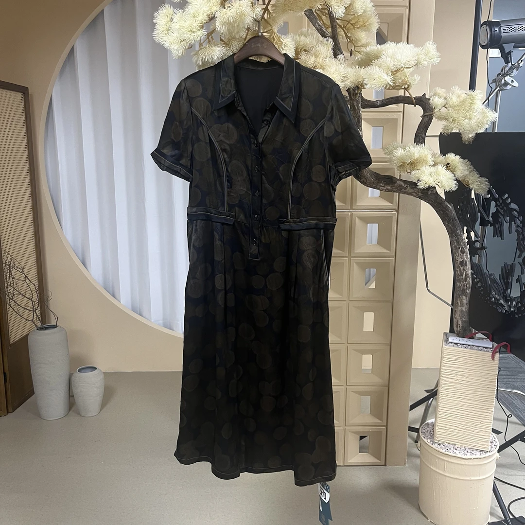 韦小宝新款优雅气质国风墨绿圆圈香云纱连衣裙7211147038