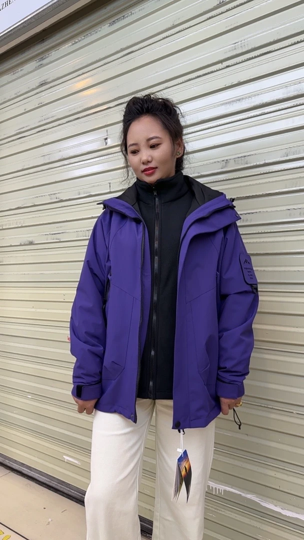 新款男女同款冲锋衣三合一