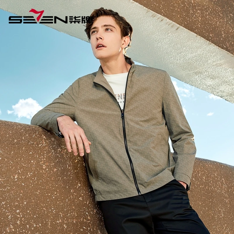 柒牌双面穿立领长袖春季户外透气时尚商务男士字母满印休闲男外套