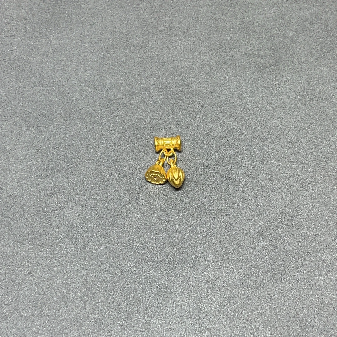 足金999通孔带管两世欢【精品硬金】  0.66/0.67