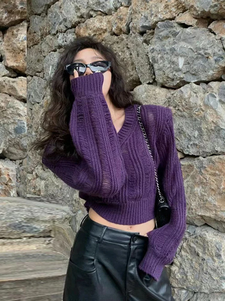 镂空V领短款毛衣女长袖秋冬垫肩上衣宽松显瘦休闲高腰露脐针织衫