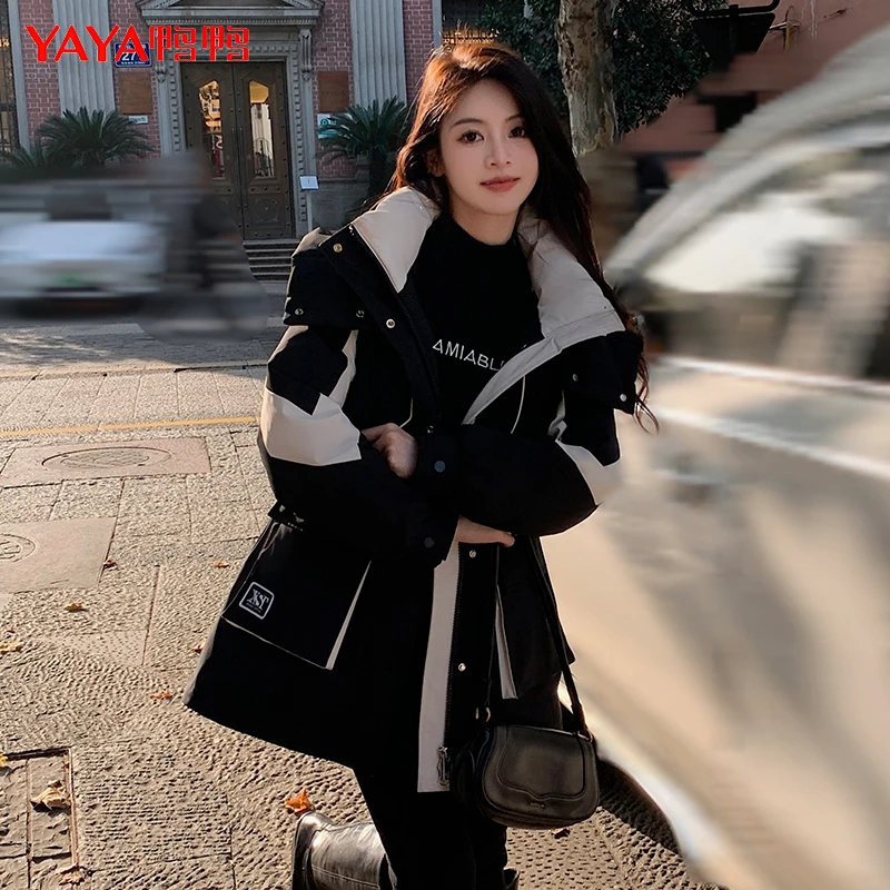 YAYA/鸭鸭新款派克户外羽绒服时尚百搭运动休闲女式羽绒服