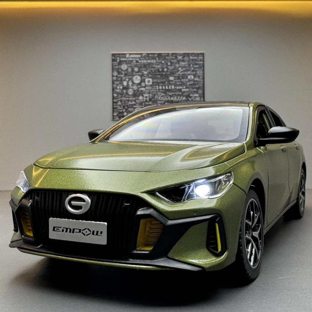 潮玩合金汽车模型1:24传祺影豹灯光音效回力开门儿童玩具仿真轿车