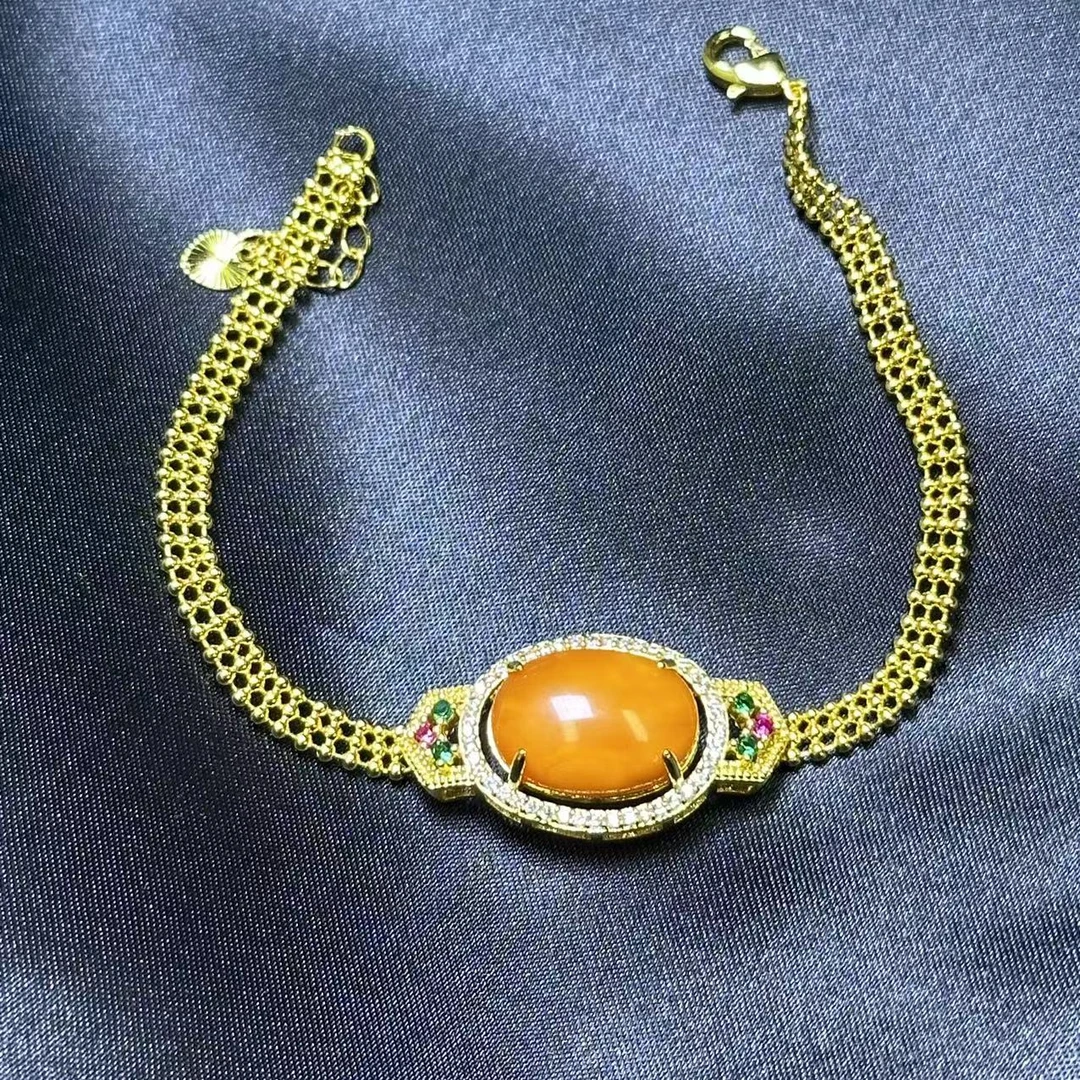 J-精美金色设计款手链*j136