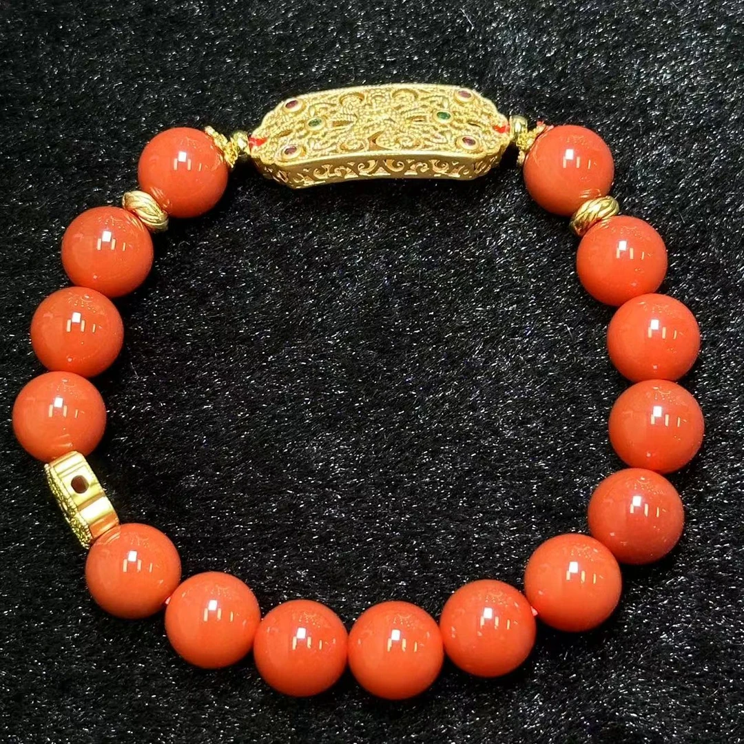 R-精美红色设计款方牌手链*r054