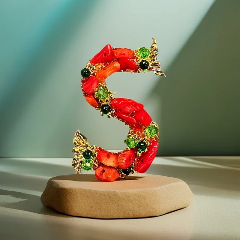 铜合金胸针 复古风铜合金时尚小众字母S可爱胸针胸花配饰饰品精致