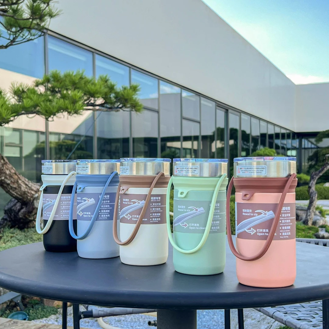 咖啡杯保温杯带吸管高颜值女生水杯简约冰霸杯便携式随行外带杯子