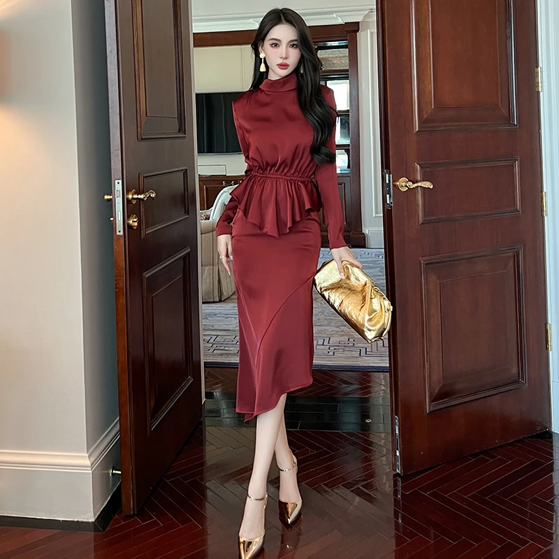 欧洲站酒红色高级感上衣两件套装港风成套搭配女装2025缎面半身裙
