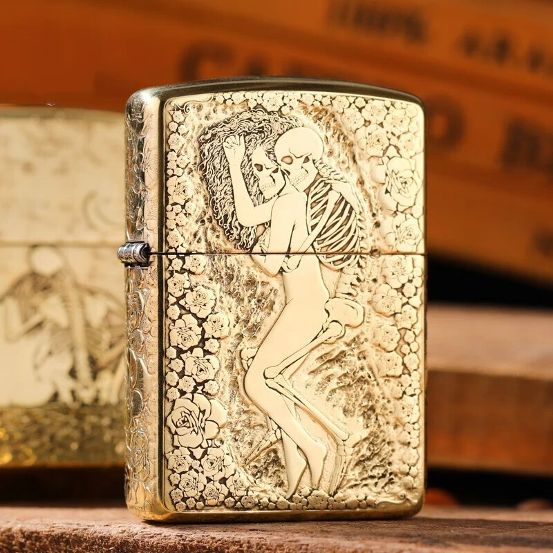 ZiPPO防风打火机铜制盔甲加厚版手雕骷髅之恋 至死不渝DY8902US