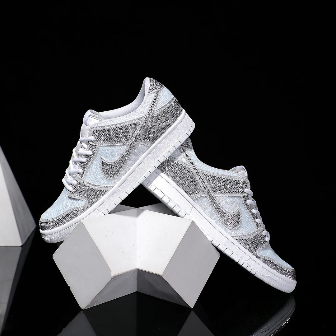 NIKE/耐克dunk低帮银色满钻球鞋亮晶晶灰白板鞋时尚潮【定制球鞋】