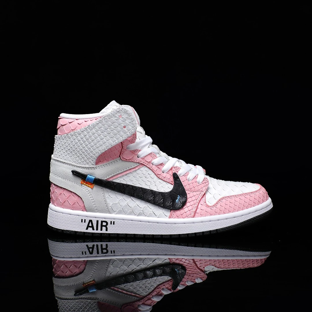 NIKE/耐克Air Jordan 1 高帮粉白色蟒蛇皮百搭时尚龙年定制球鞋新