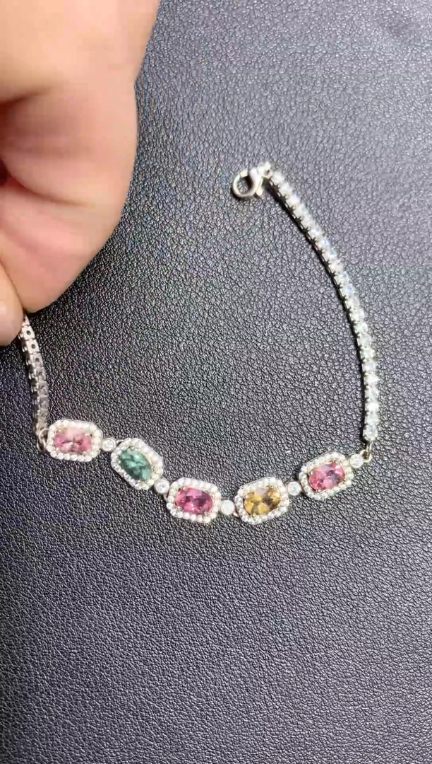 【闪购商品】碧玺手链银S925镀金镶嵌4*6