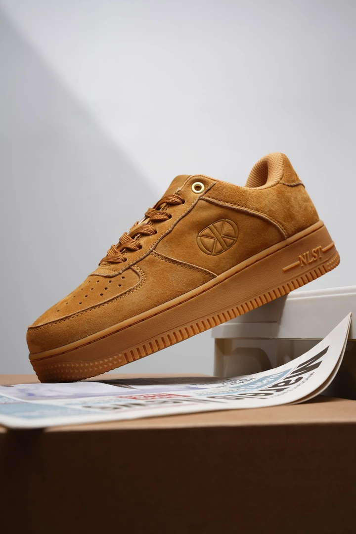 NLST莱罗斯特2024秋冬新款男款经典小麦色百搭低帮板鞋情侣休闲鞋