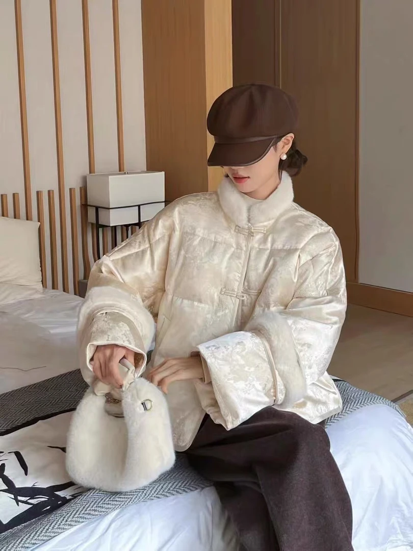 新中式盘扣棉服外套女冬季新款2024高级感独特别致立领毛毛上衣