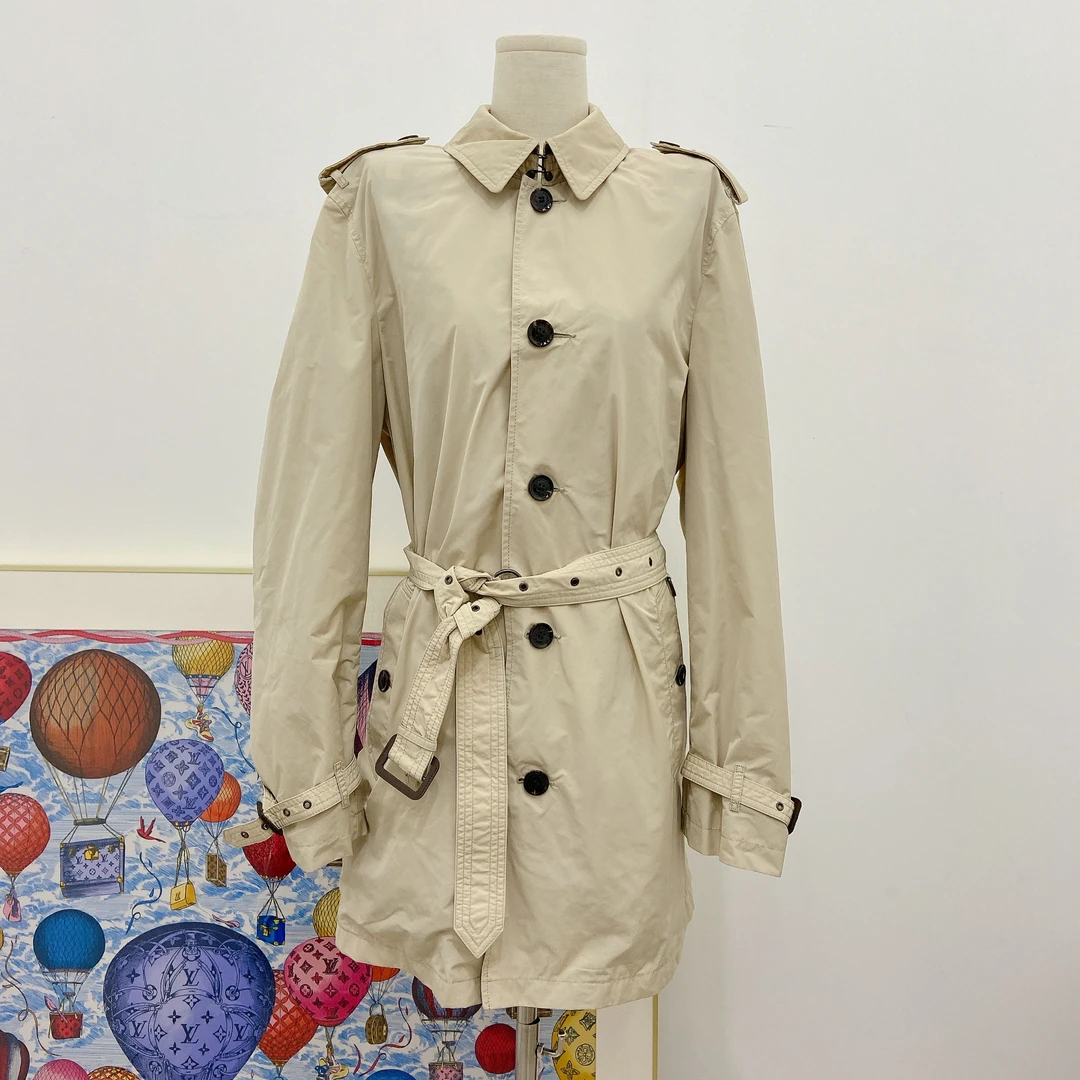 Burberry 中长款风衣外套/市场价11500/95新/08210622/黎