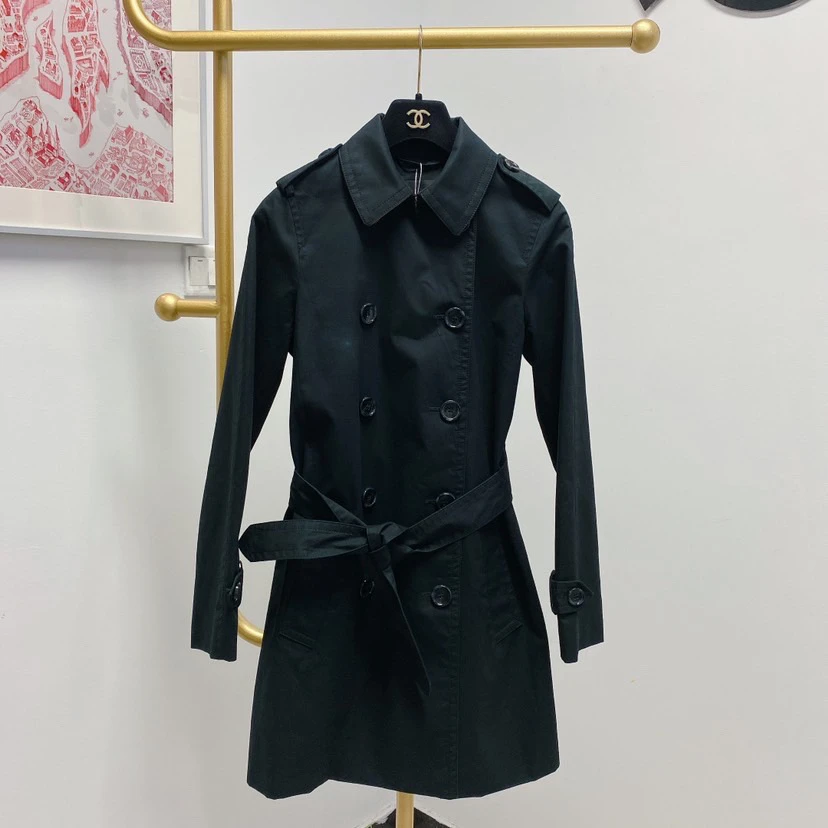 Coach女士黑色风衣外套 XS码/95新/市5800/09300101/黎