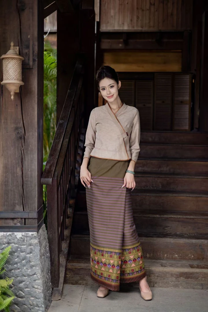 西双版纳玉家人傣族服装女泼水节衣服茶服工作服定制夏季曼澜