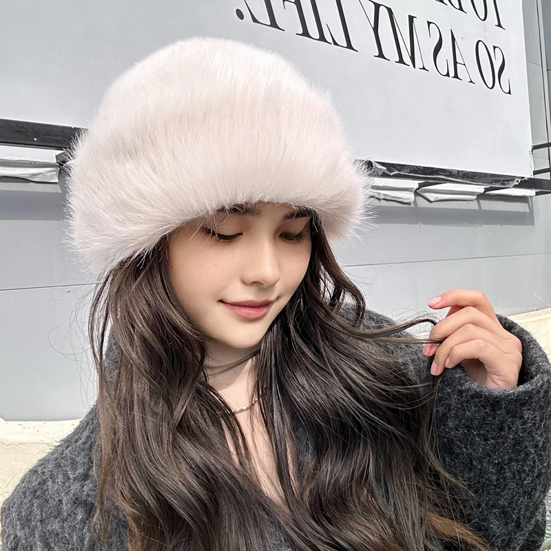 毛毛绒蒙古帽女秋冬防寒保暖仿皮草骑行户外护耳渔夫帽显脸小盆帽