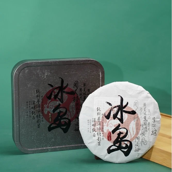 周氏·2024年 周氏冰岛 普洱茶 (生茶) 357g（礼盒装）