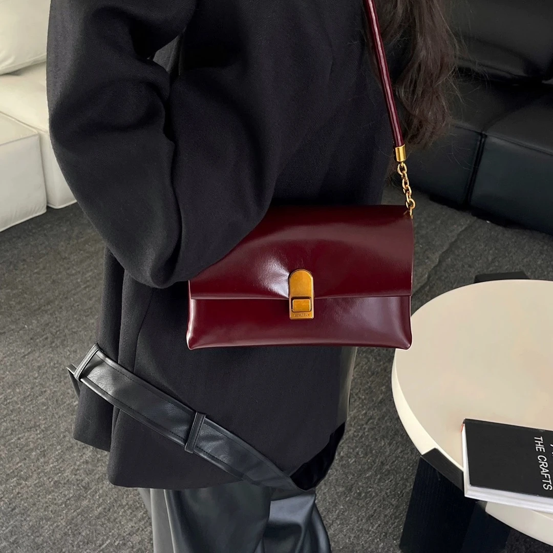 【城北的花】时尚真皮女包2025新款小众设计百搭腋下包单肩斜挎包潮