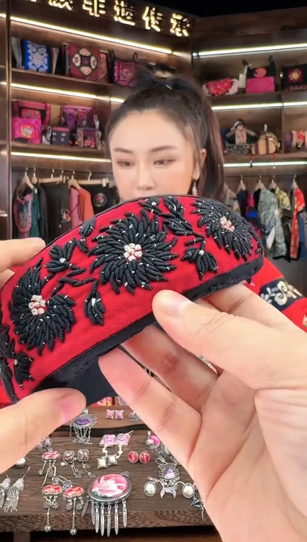 【闪购商品】织绣B10黔东南苗族刺绣