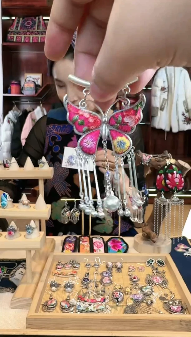 【闪购商品】苗银织绣460苗银项链