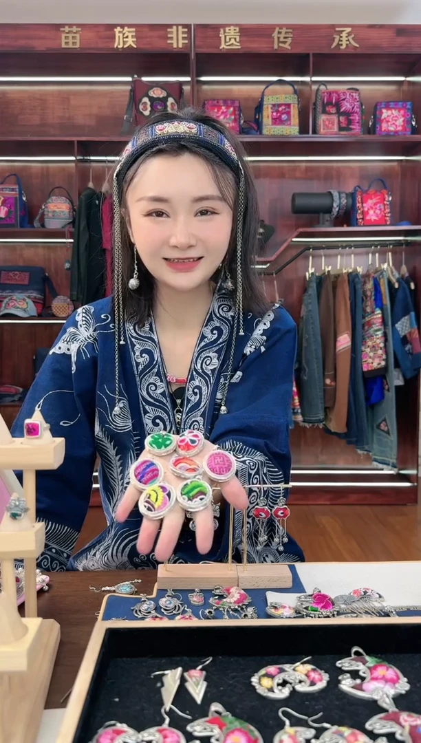 【闪购商品】苗银织绣580苗银项链随缘发