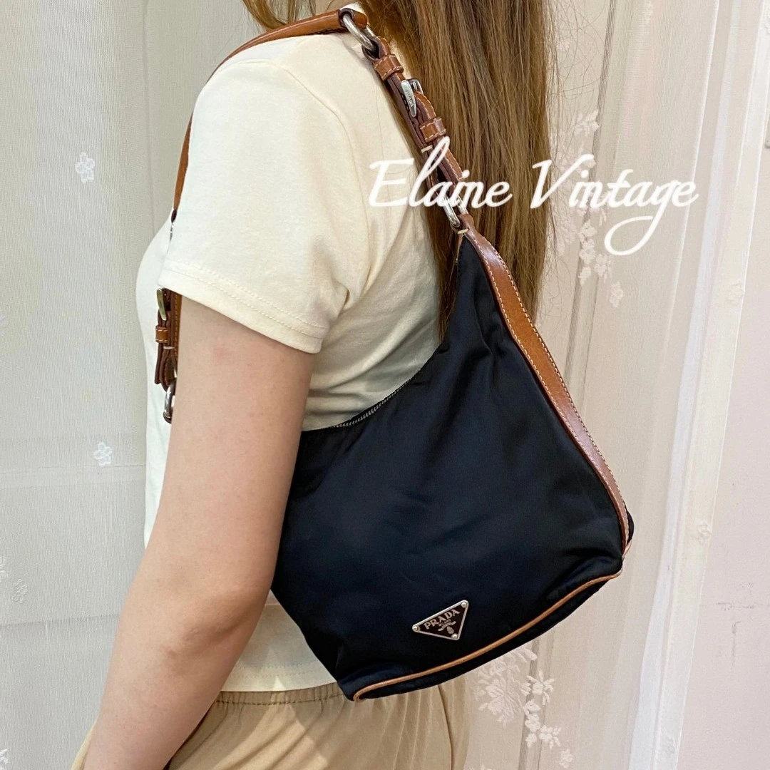 95新 Prada/普拉达 prada黑色腋下单肩包降落伞  18cm