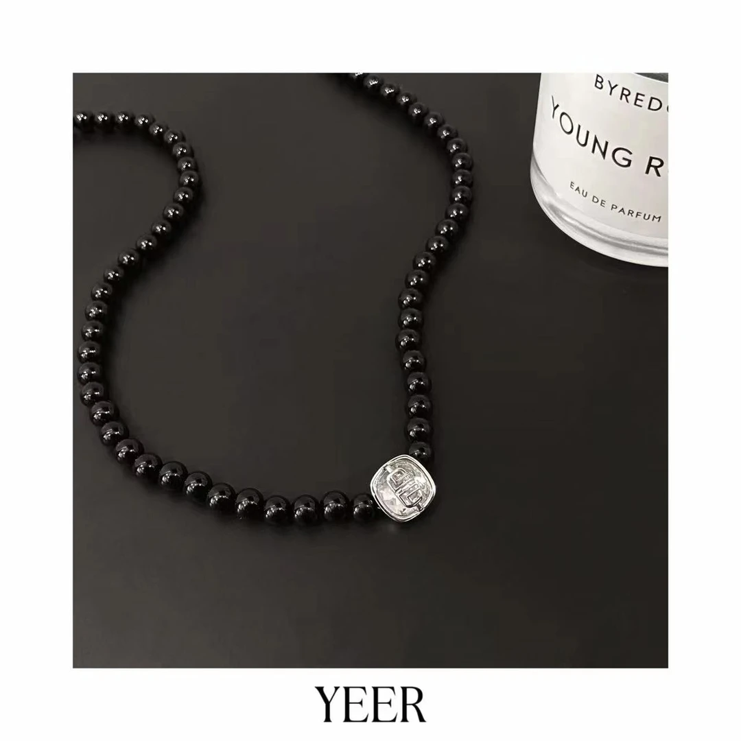 非金属仿珍珠项链 YEER 小众设计 方糖黑玛珠珠项链高级感 锁骨链