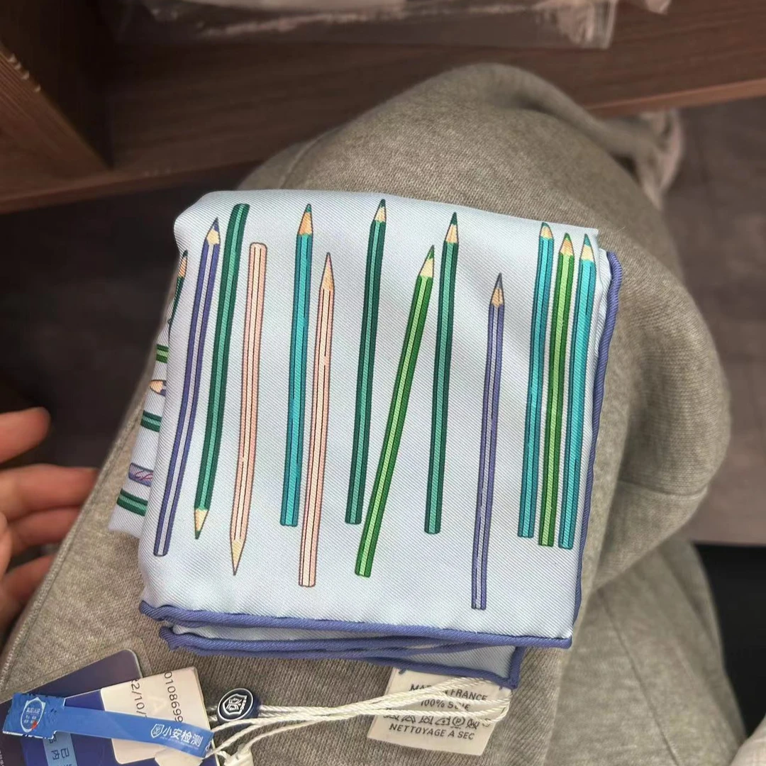 95新 Hermes/爱马仕  安洁利严选丝巾/QK0108699