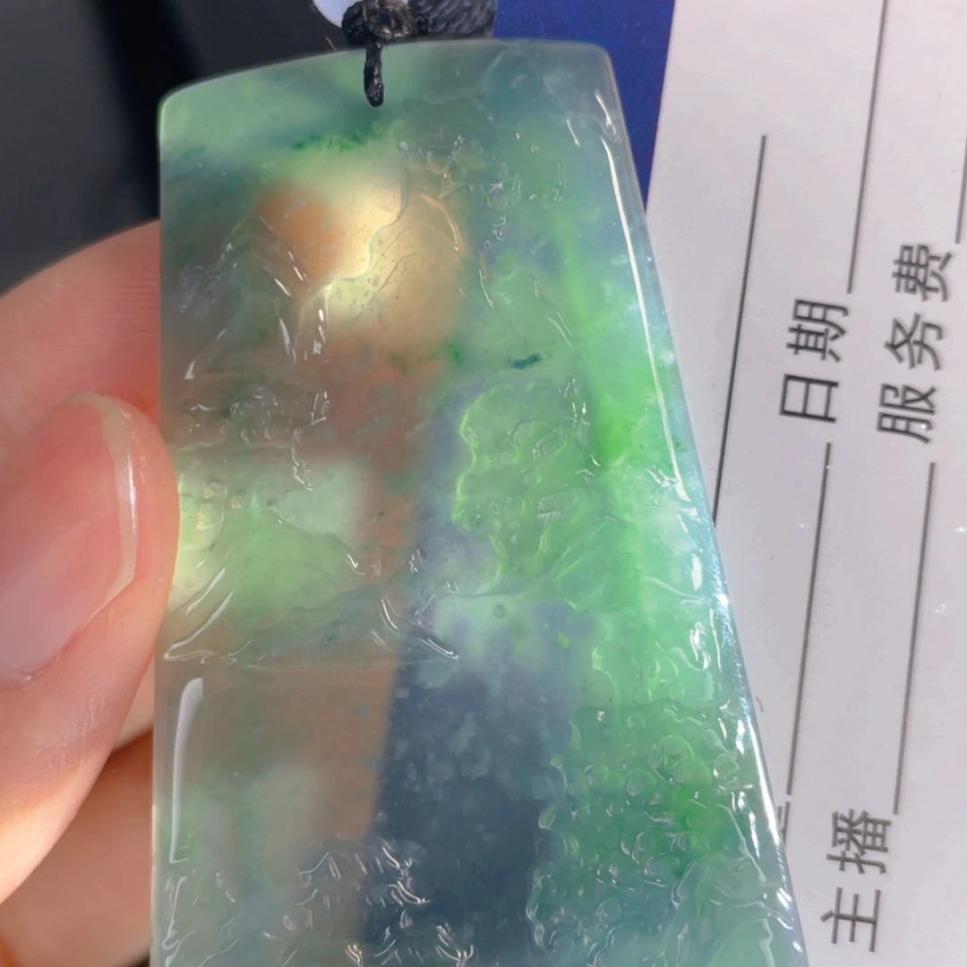 【闪购商品】翡翠颈饰未镶嵌