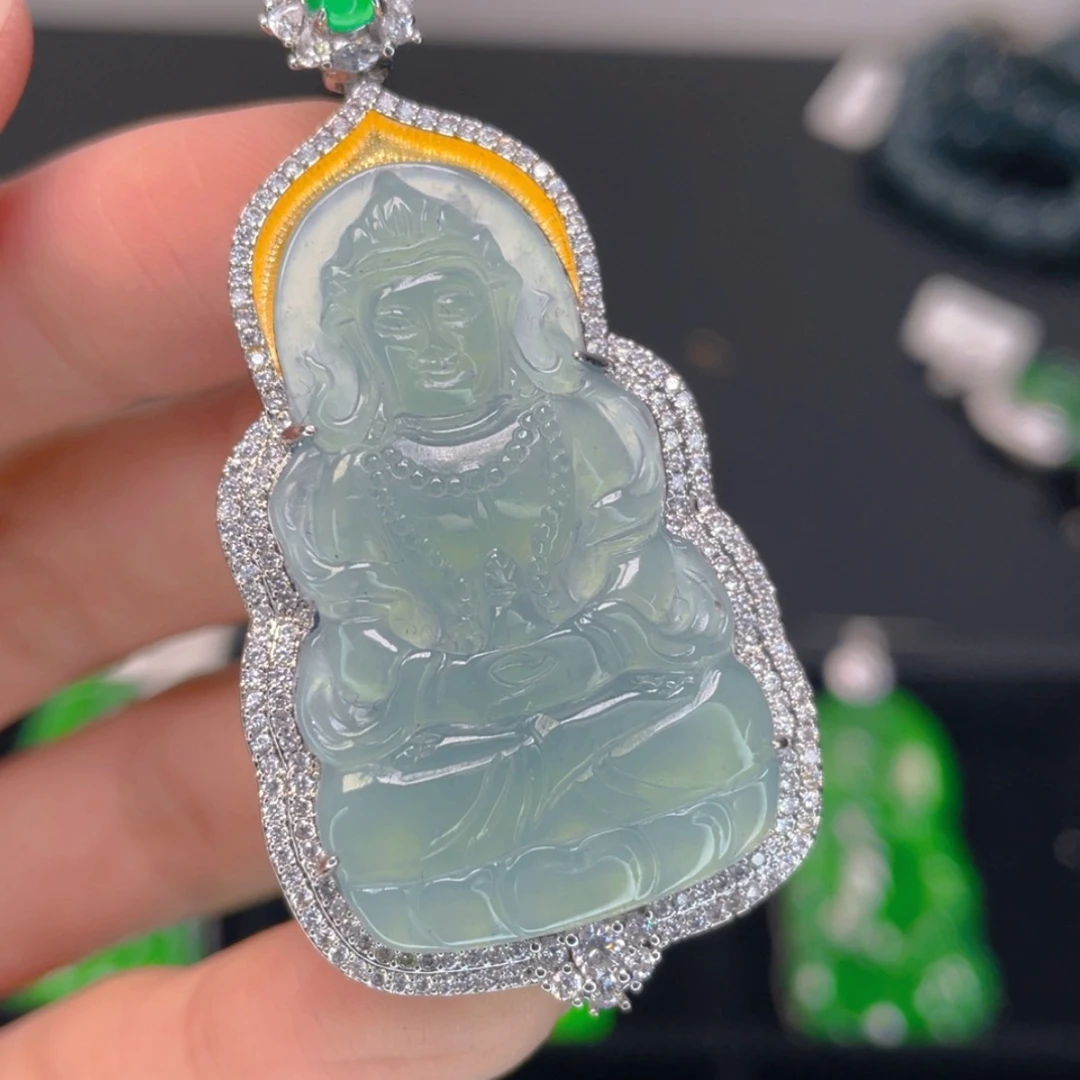 【闪购商品】翡翠颈饰未镶嵌