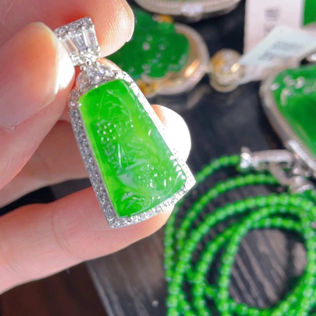 【闪购商品】翡翠颈饰银S925镶嵌