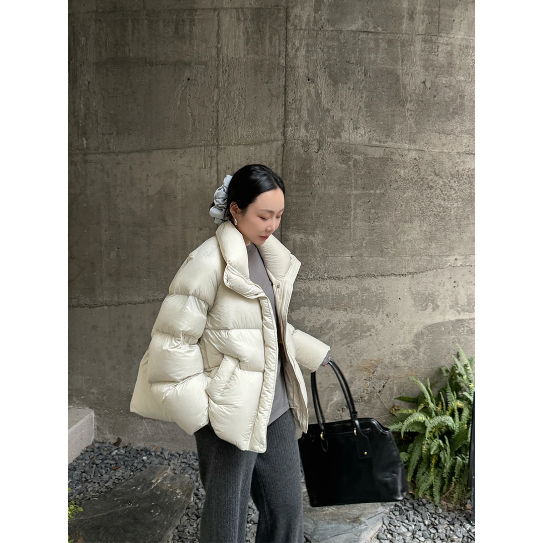 REREK设计师品牌24秋冬侧开叉短款鹅绒服DSC买手店R24D0941902