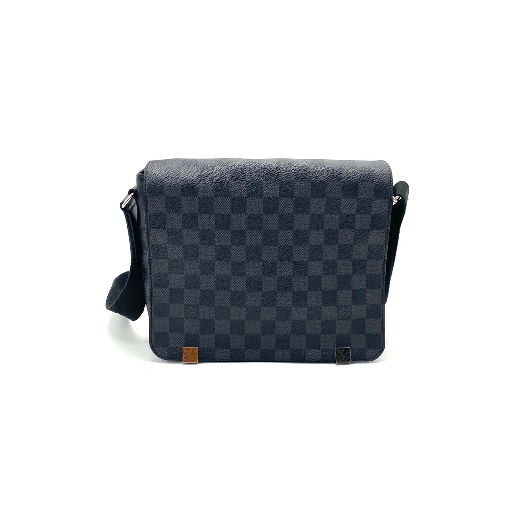 95新 LouisVuitton/路易威登 黑棋盘格翻盖邮差包 尺寸25/21