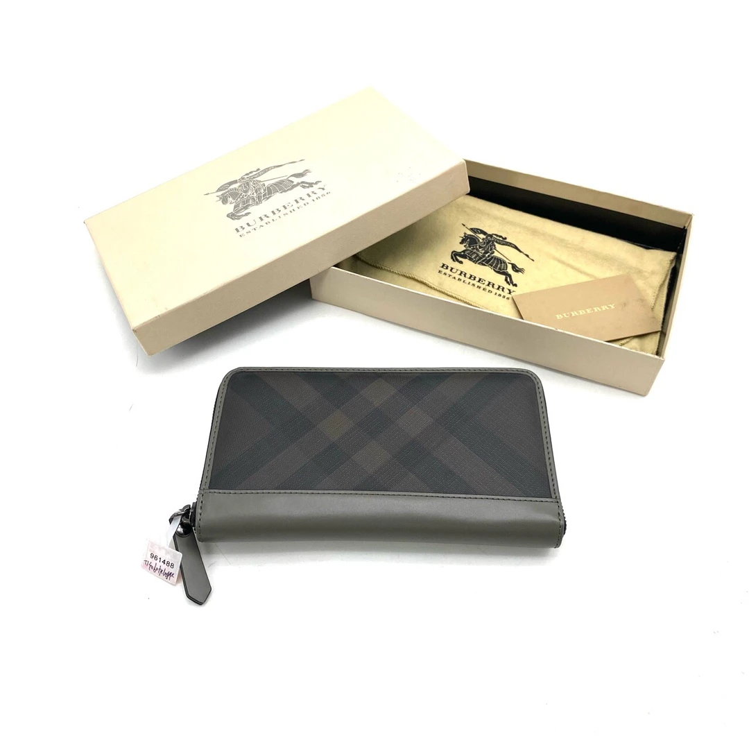 全新未使用 BURBERRY/博柏利 黑灰格纹拉链钱包尺寸21/12格子经典
