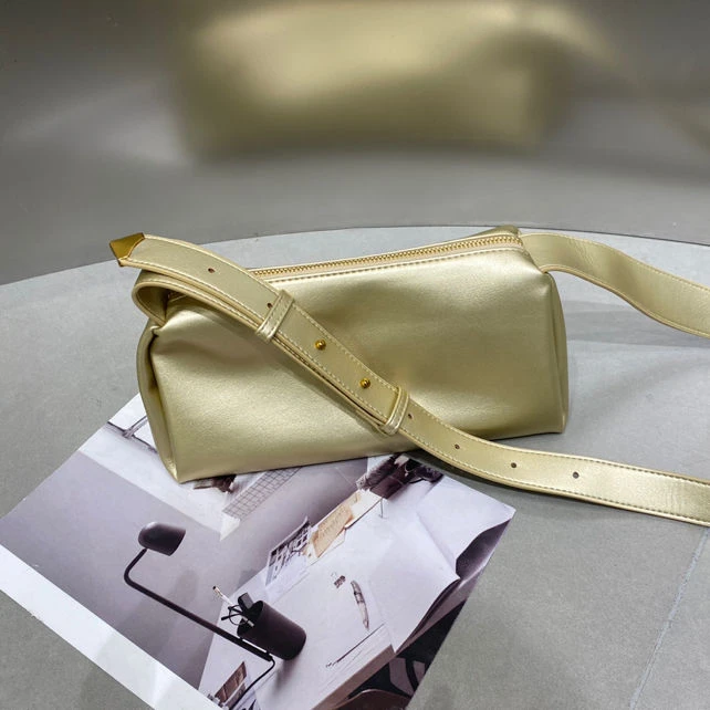 2633款百搭单肩包