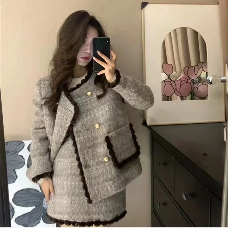 【朵拉】大码法式复古套装女冬季小众时尚气质外套半身裙两件套