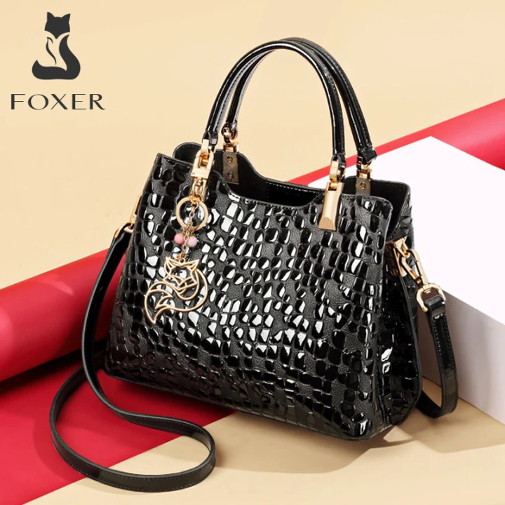 金狐狸包包女2023新款真皮单肩斜挎包百搭气质水滴纹大容量手提包