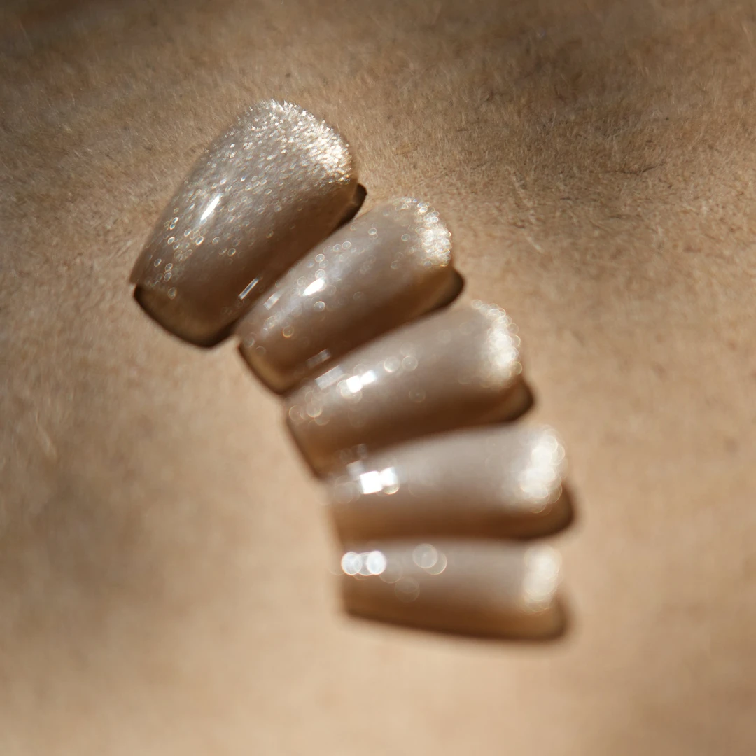 【银河】16Nail秋冬追光猫眼奶茶色高级感ins高品质纯手工穿戴甲