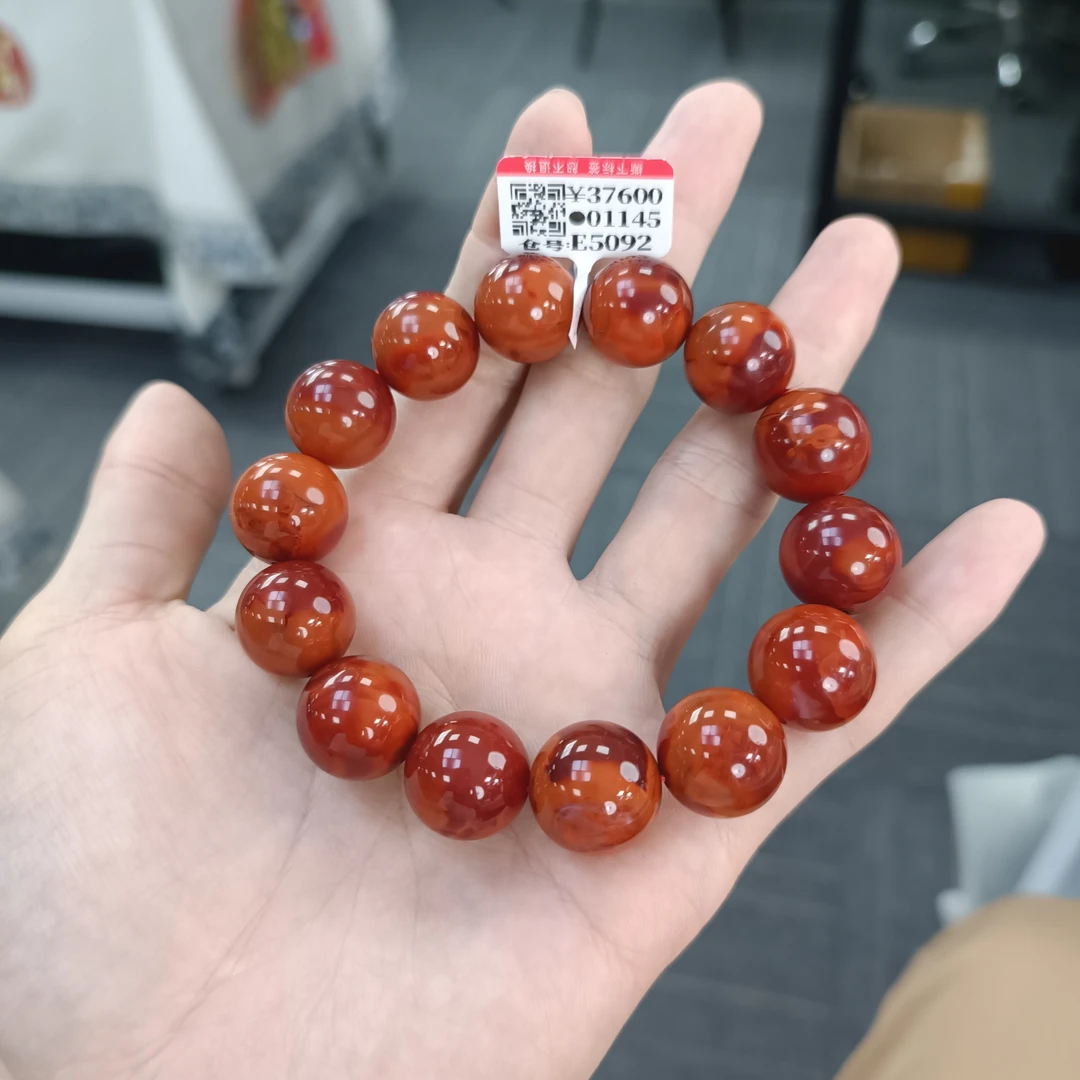 瓦西南红妖牛血红圆珠手串16mm      多样性发一