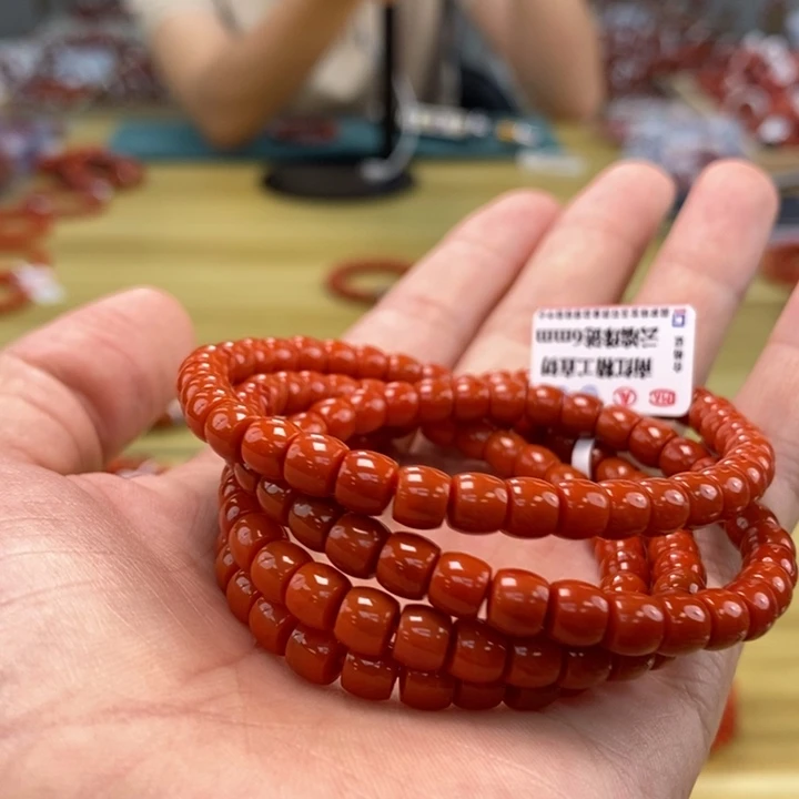 南红玛瑙尺寸6mm  多样性发一未镶嵌