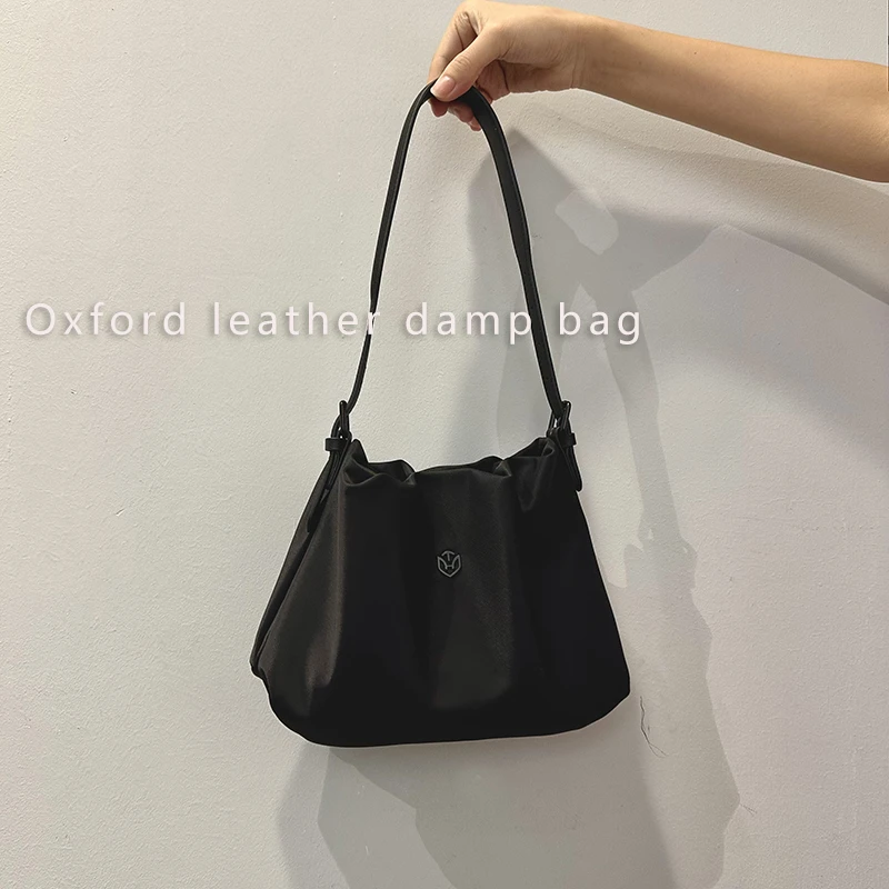 韩版超轻福袋牛津布防水尼龙布牛皮小众简约真皮百搭单肩斜挎包女