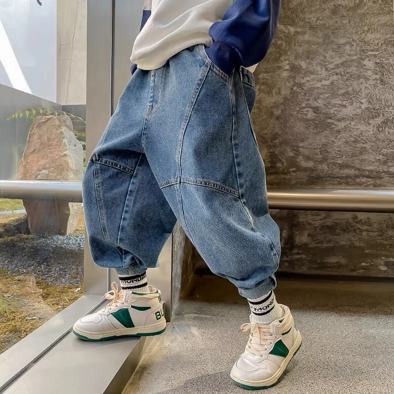 1665时尚潮流百搭洋气流行春秋男女童浅色牛仔裤