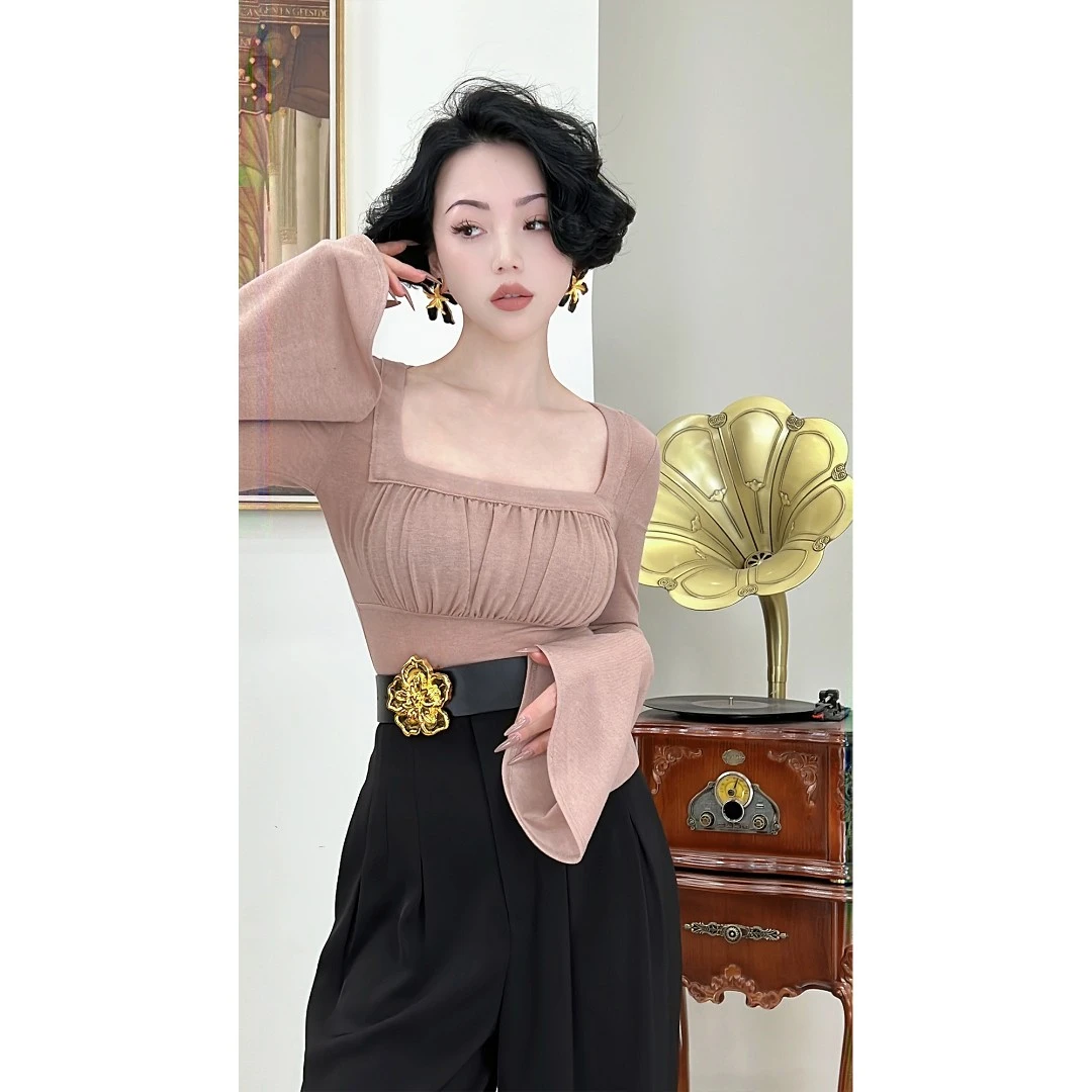 【冷淡风】小众设计喇叭袖上衣10062